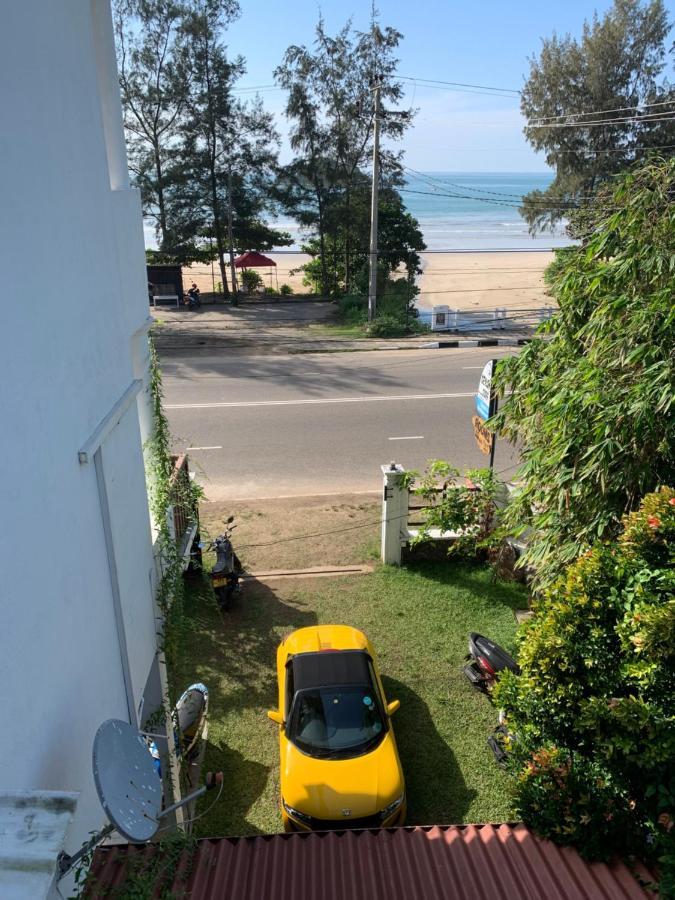 Bed and Breakfast Ceylon Surf Guest And Restaurant Weligama Exterior foto